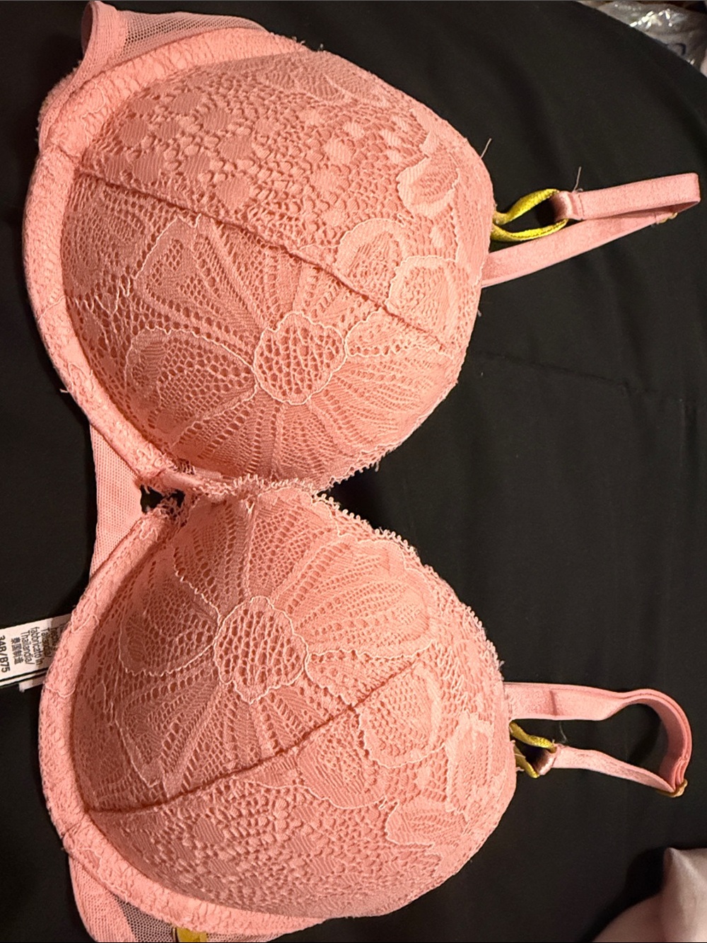 Victoria's Secret Coral Pink Lace Push-Up Bra